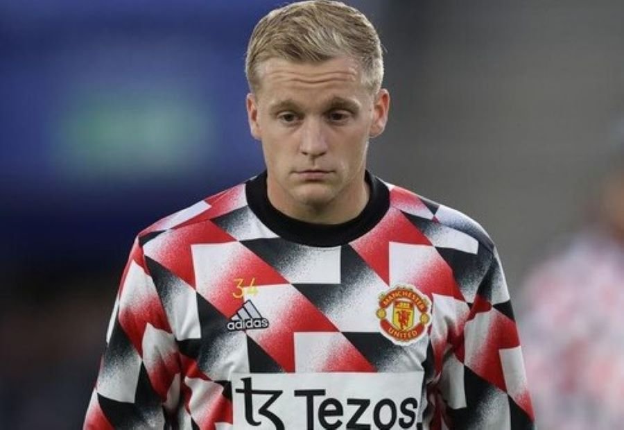 Manchester United Terpaksa Putar Otak Soal Masa Depan Donny van de Beek 2 ae 3