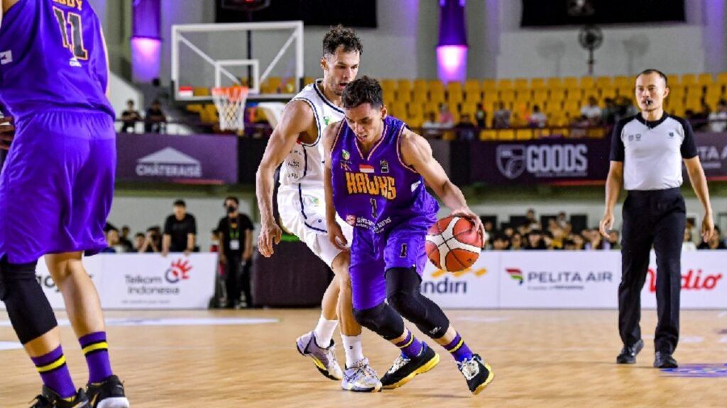 Rans Simba Bogor Curi Kemenangan di Kandang Tangerang Hawks 83-82 6 budiwahyudin06 21