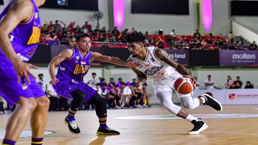 Rans Simba Bogor Curi Kemenangan di Kandang Tangerang Hawks 83-82 4 budiwahyudin06 3