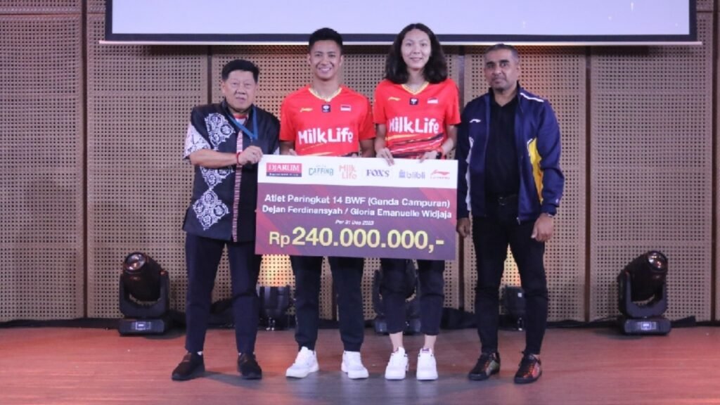 Rinjani/Isyana Mendapat Penghargaan Atlet PB Djarum Berprestasi Sepanjang 2023 4 Foto 6