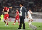 Pelatih Timnas Indonesia Shin Tae-yong mencoba merubah strategi di babak kedua