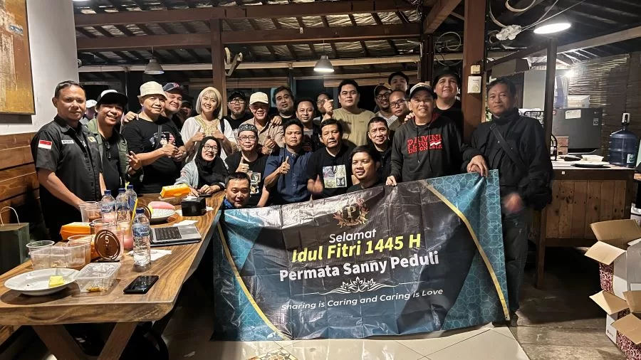 Yayasan Peduli Jurnalis Indonesia Dan Permata Sanny Salurkan 100 Bingkisan Jelang Hari Raya Idul Fitri 1445 H 1 ae 60 jpg