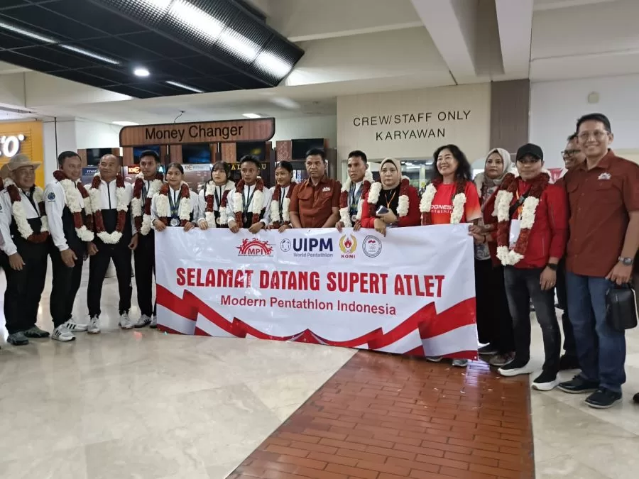 Ketum PP MPI Marsda TNI Purwoko Aji Prabowo Sambut Tim Modern Pentathlon Indonesia 2 ae 95 jpg