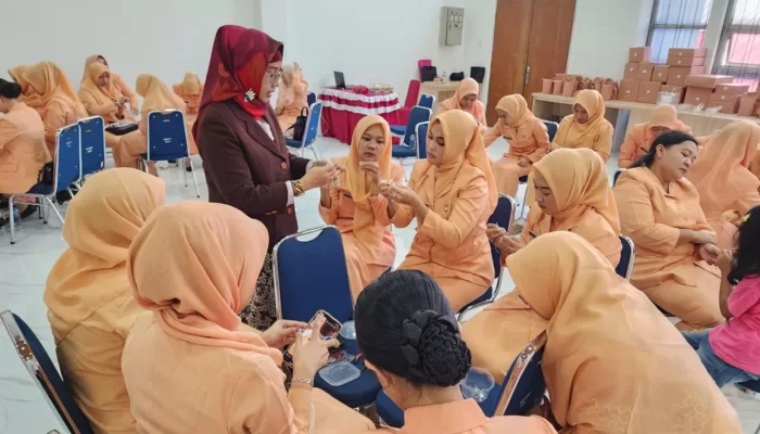 Pertemuan Rutin, DWP Rutan Cipinang Dibekali Keterampilan Kerajinan Tangan 2 IMG 20240505 WA0018