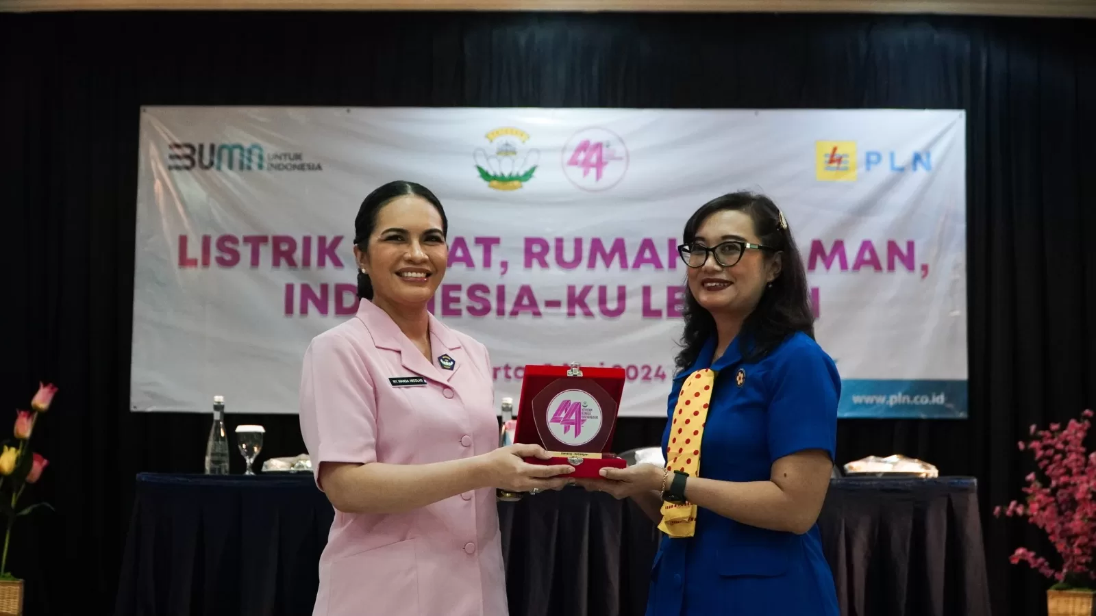 Srikandi PLN dan Bhayangkari: Berbagi Cahaya Pengetahuan Listrik Untuk Masyarakat 3 ae 50 jpg