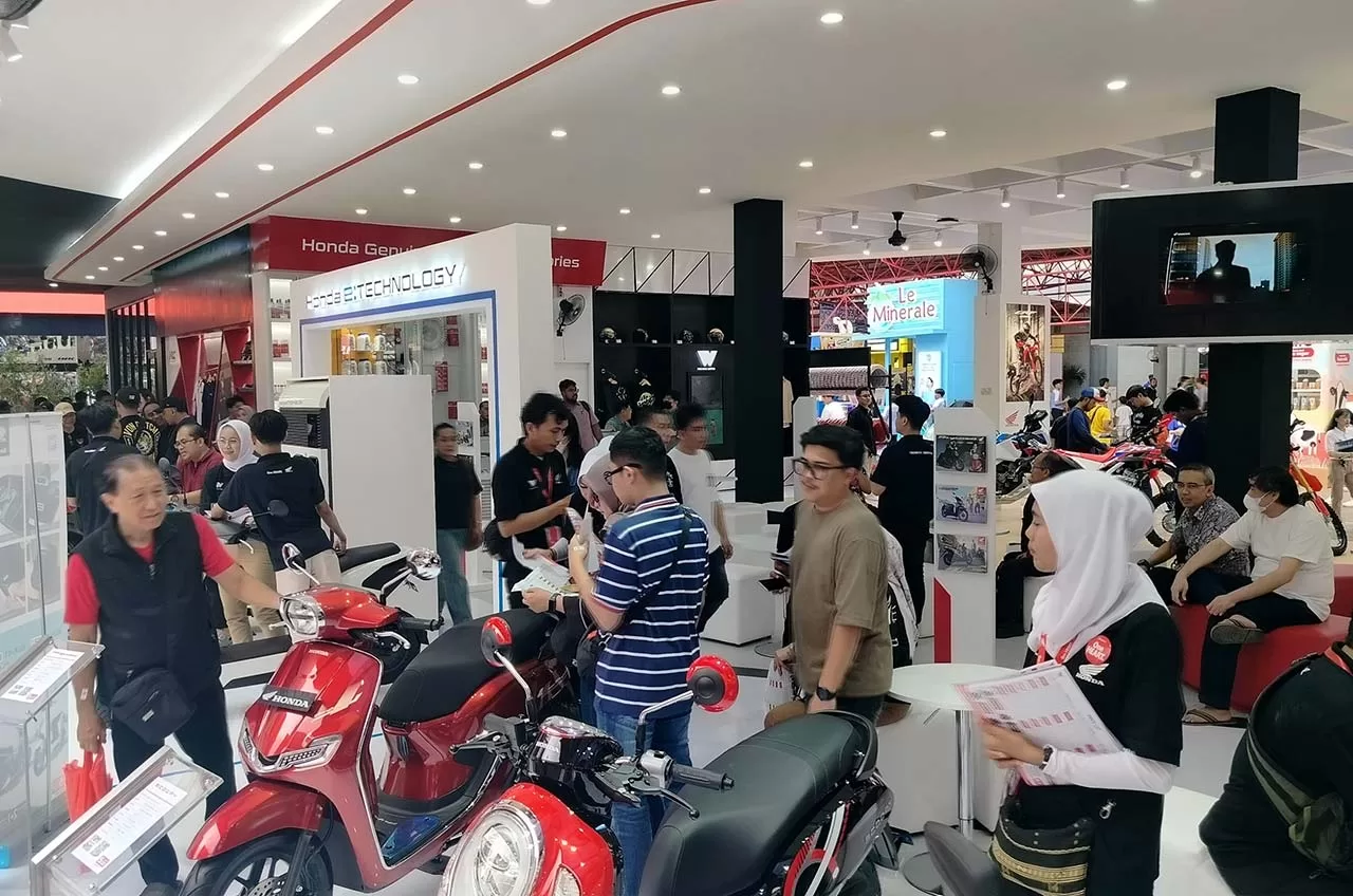 booth motor Honda di Pekan Raya Jakarta (PRJ)