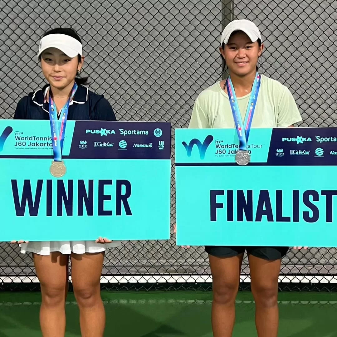 Petenis Anjali Kirana Junarto (kanan) harus puas berada di posisi dua di Pusaka ITF World Tennis Tour Junior Jakarta. (Foto: Dok.Ist).
