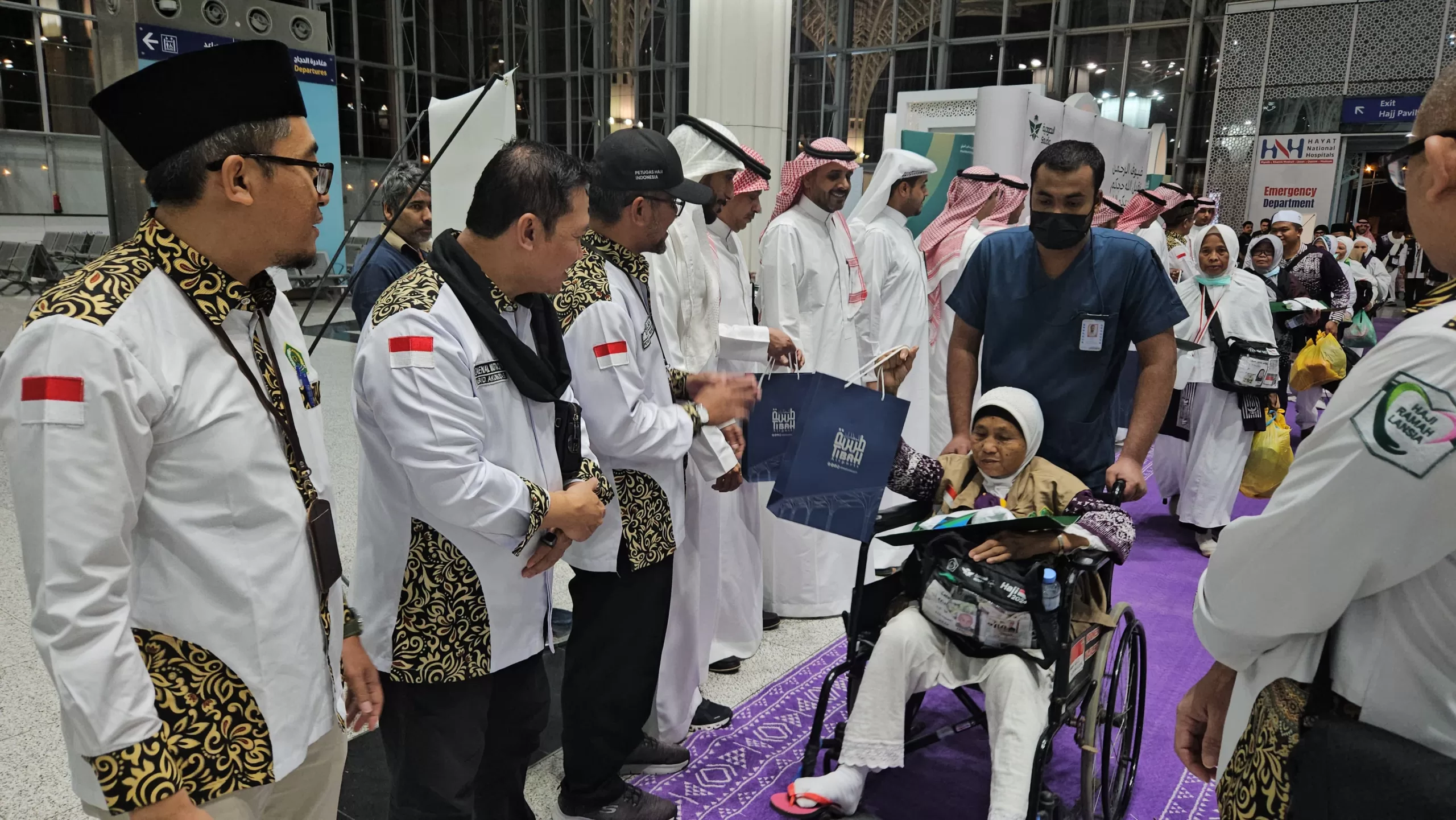 Kloter KJT-30 Tutup Fase Pemulangan Jemaah Haji Indonesia 2024 4 ae 167 scaled