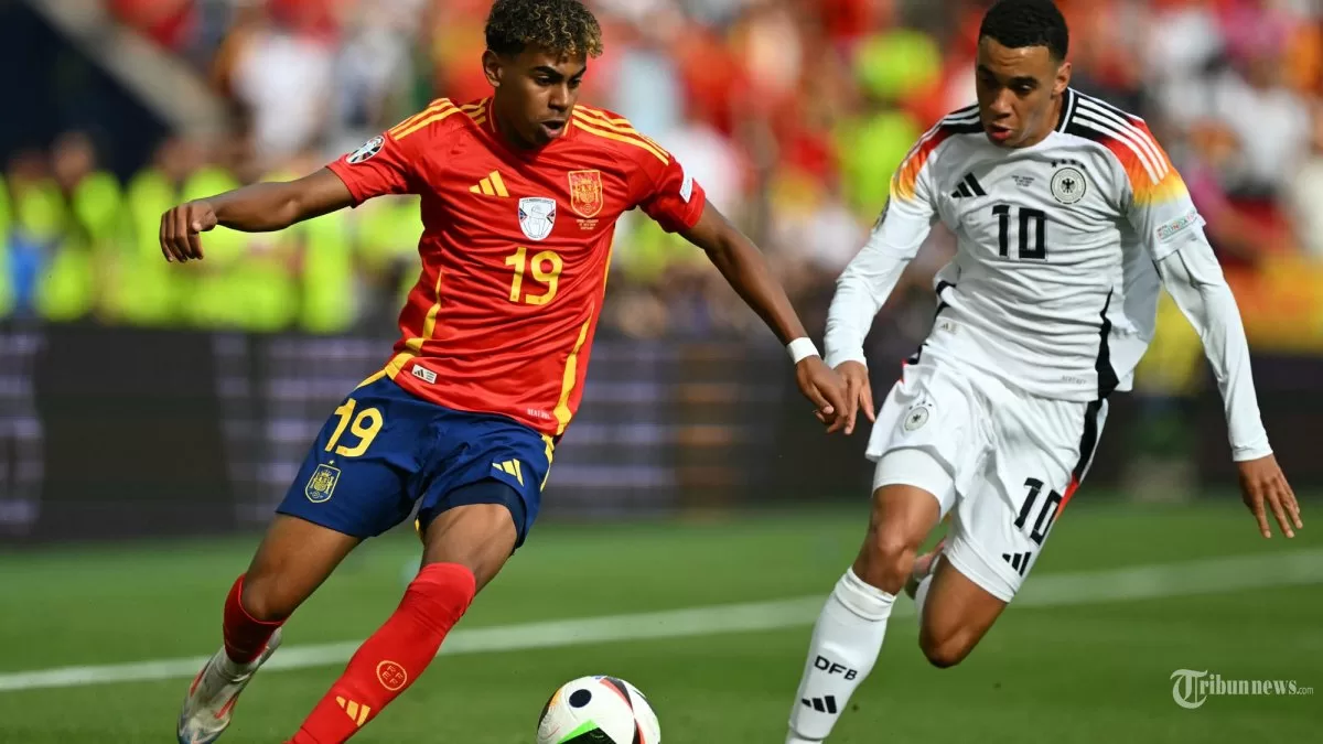 Lamine Yamal Isyaratkan Peluang Raih Ballon d'Or 2025 Usai Bawa Spanyol Kalahkan Prancis 2 ae 69 jpg