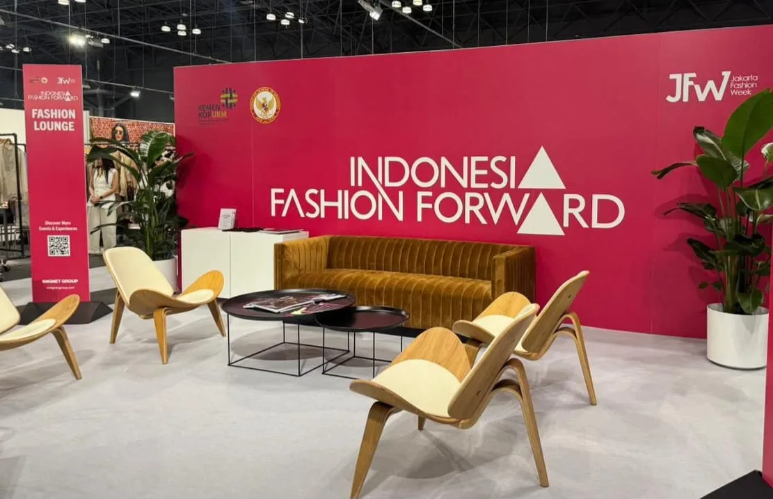 KemenkopUKM Tampilkan 8 Produk Fesyen Unggulan di COTERIE New York Lewat IFF 1 IMG 20240923 WA0042 jpg