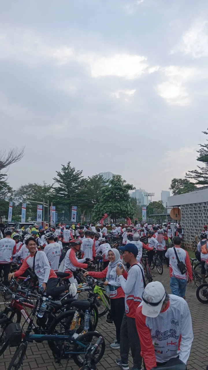 Godidem Meriahkan Gowes 4.0 Hari Sumpah Pemuda IKA UNS 1 IMG 20241012 WA0030 jpg