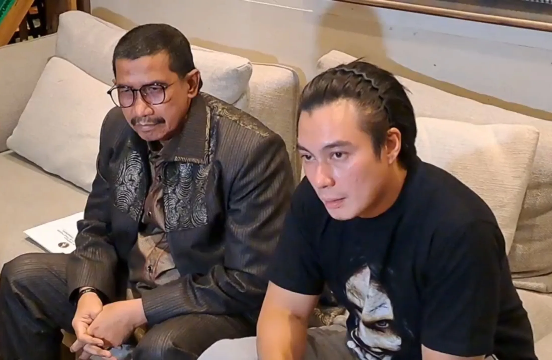 Akhirnya Baim Wong Buka Suara Gugat Cerai Sang Istri Paula Verhoeven 1 Screenshot 20241009 134720 Video Player jpg