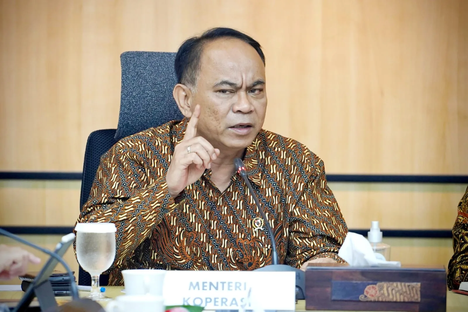 Menteri Budi Arie Setiadi Komitmen Dongkrak Rasio Anggota Koperasi 1 IMG 20241108 WA0045 jpg