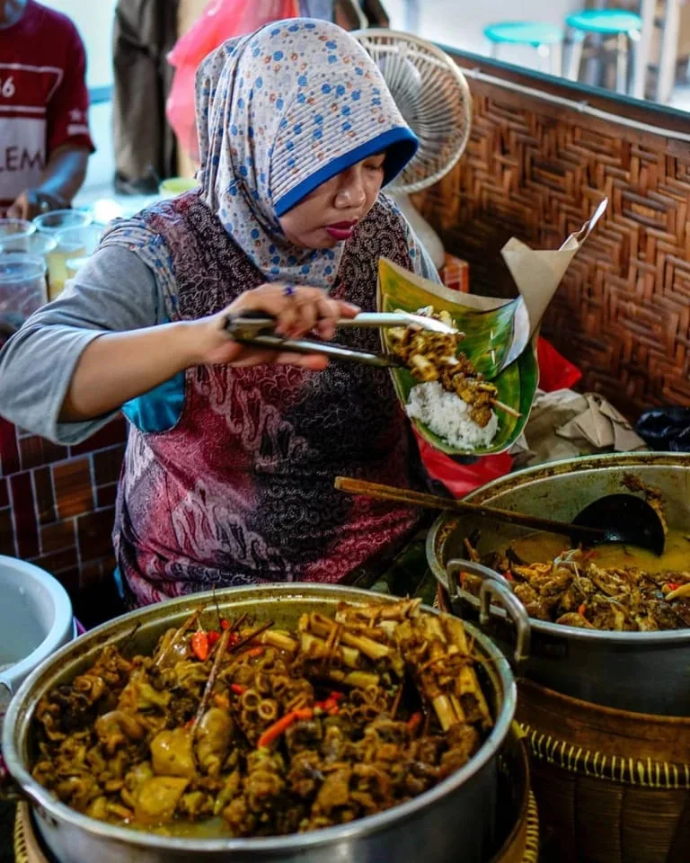 Tengkleng, Kuliner Khas Solo yang Lahir di Masa Penjajahan 1 IMG 20241204 WA0009