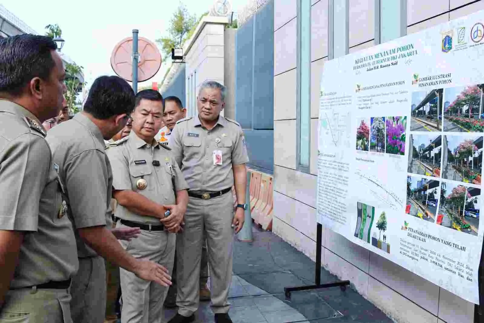 Pemprov DKI Jakarta Tingkatkan Mitigasi Pohon Tumbang selama Musim Hujan 1 IMG 20241208 WA0054