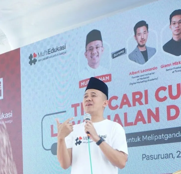 Anggota Komisi VI DPR RI Mufti Anam: Pemerintah Tak Berdaya, Rakyat Semakin Menderita Karena Pinjol 1 IMG 20241218 WA0025
