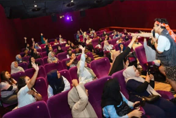 Berlangsung Meriah! Roadshow Ambyar Mak Byar Panaskan Bioskop di Cirebon dan Semarang, Next Giliran Solo 1 IMG 20241230 WA0017