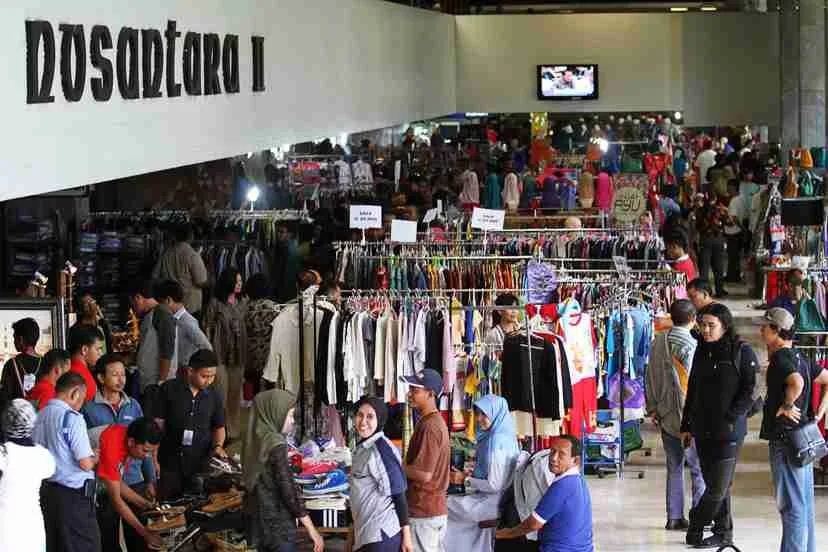 Dorong Pemberdayaan UMKM DPR RI Adakan Bazar 1 ae 24
