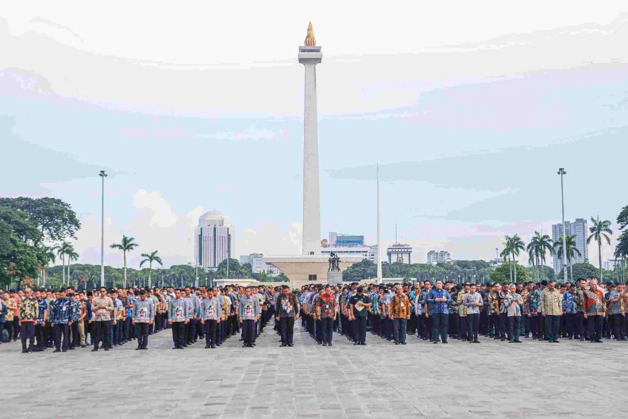 Pj. Gubernur Teguh Kumpulkan ASN untuk Tingkatkan Kinerja Pelayanan Publik 1 IMG 20250102 WA0038