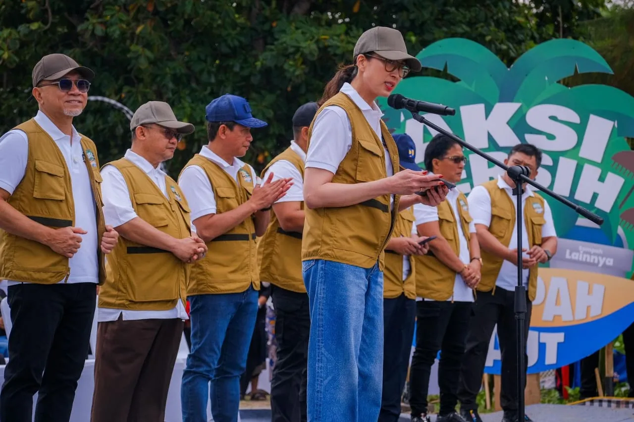 Menpar Ajak Masyarakat Bersih Laut Indonesia Sebagai Destinasi yang Bersih dan Nyaman 3 IMG 20250105 WA0008