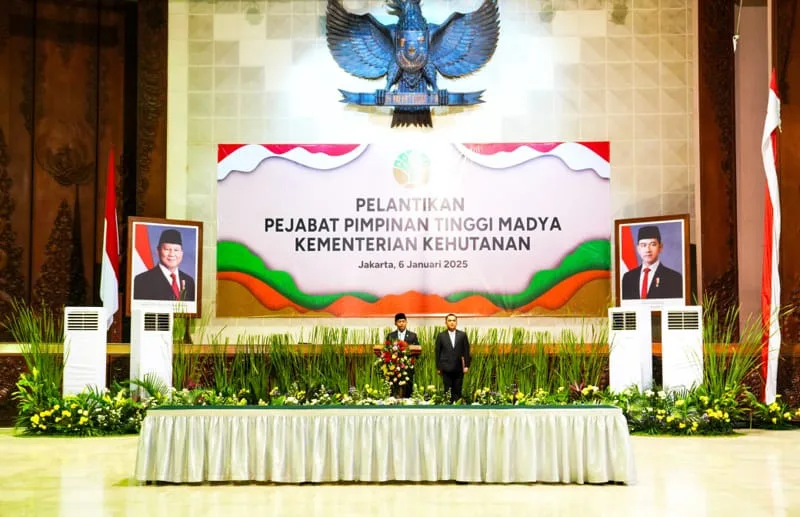 Menhut Raja Juli Antoni Melantik Pejabat Tinggi Madya Untuk Struktur Baru Kementerian Kehutanan 1 ae 46