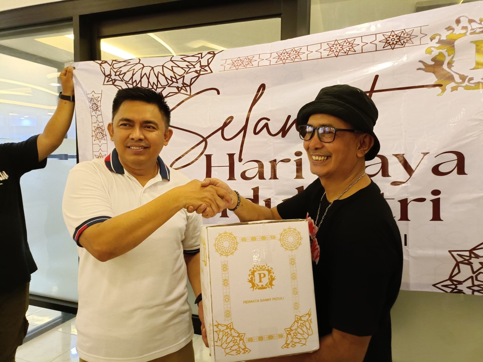 YPJI Berkolaborasi dengan Permata Shanny dan BKN Berbagi Sembako Untuk 100 Wartawan di Bulan Ramadhan 1 IMG 20250328 WA0002 scaled
