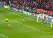 Fans Kecewa Julian Alvarez Tak Diberi Kesempatan Mengulang Penalti, McManaman: "Real Madrid Beruntung!" 1 pul 108
