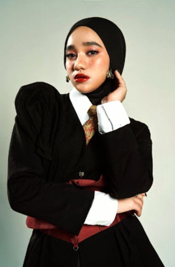 Perjalanan Jatuh dan Putus Cinta Nabila Taqiyyah di Album Perdana 'Kekal yang Sementara' 2 pul 126