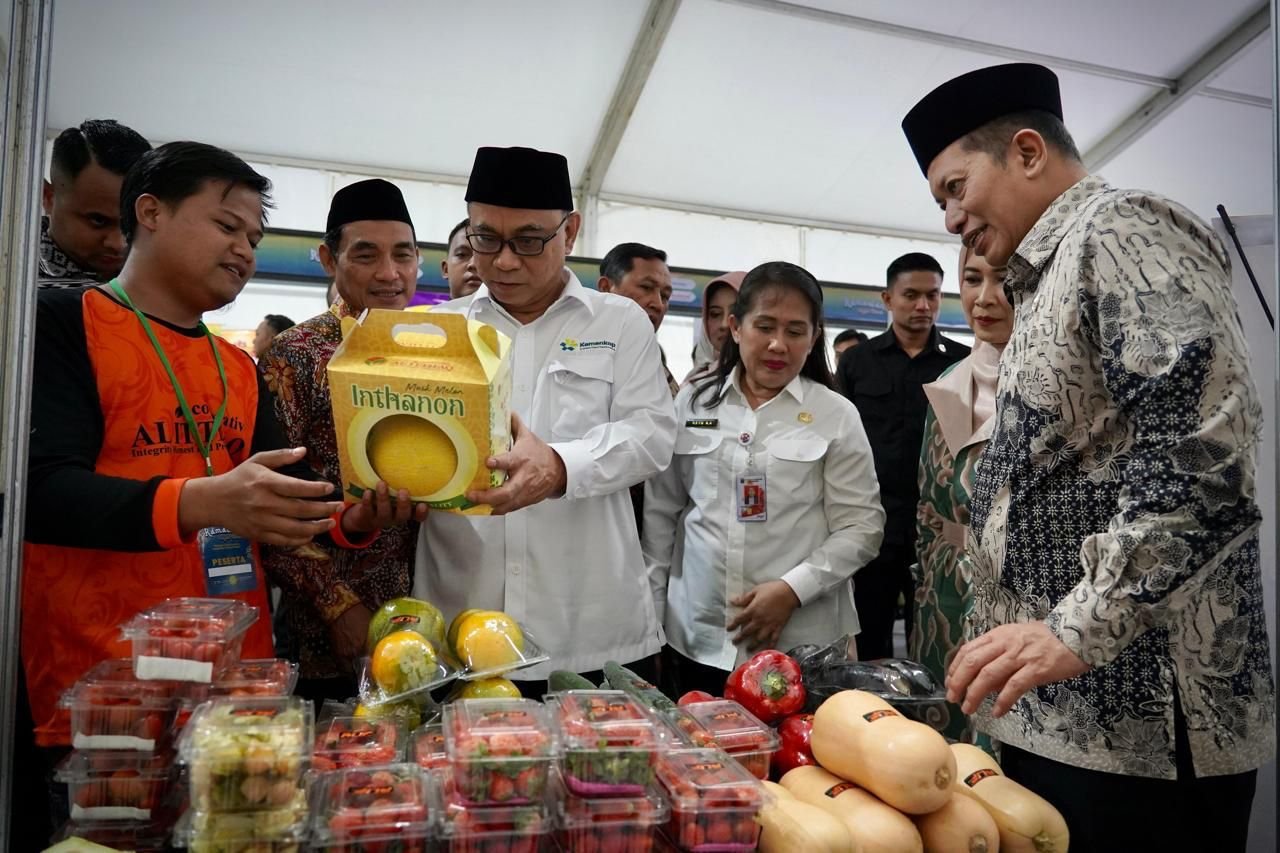 Kemenkop Bersama DWP Gelar Bazar Ramadan Guna Tingkatkan Market Produk Koperasi 1 pul 350