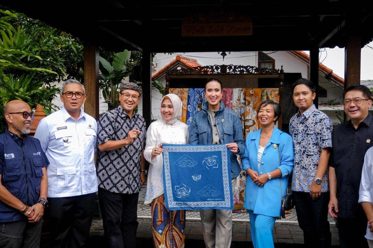 Menteri Pariwisata Apresiasi "Rumah Batik Komar" Sebagai Destinasi Unggulan Kota Bandung 1 pul 363