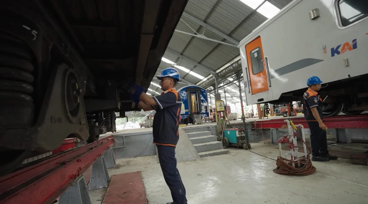 Mengintip Dapur Kereta Api: Peran Vital Balaiyasa Manggarai Sambut Lebaran 2025 1 pul 383
