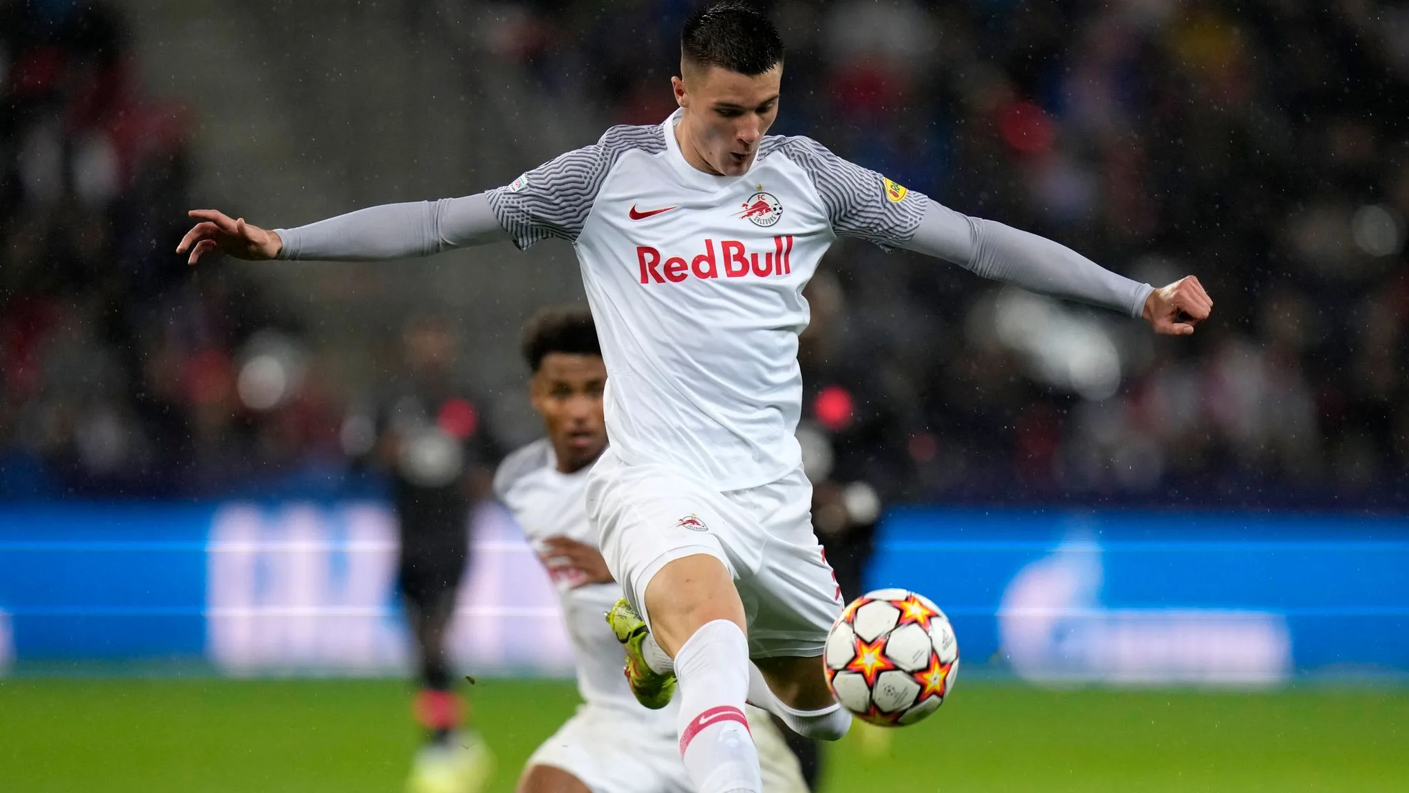 Permanenkan Mathys Tel, Tottenham Hotspur Siap Kejar Striker RB Leipzig Benjamin Sesko 1 pul 60