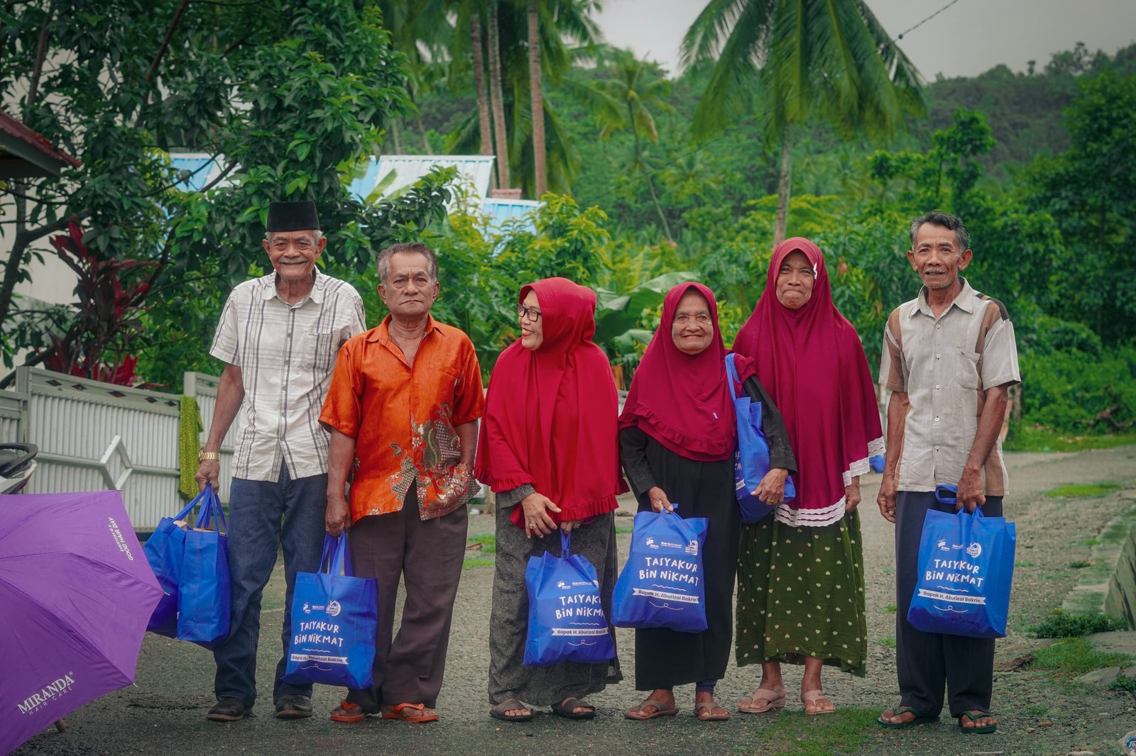 Bakrie Amanah Salurkan Rp 10,2 Miliar dalam Program Ramadan Untuk Negeri 1446 H 3 IMG 20250401 WA0065 scaled