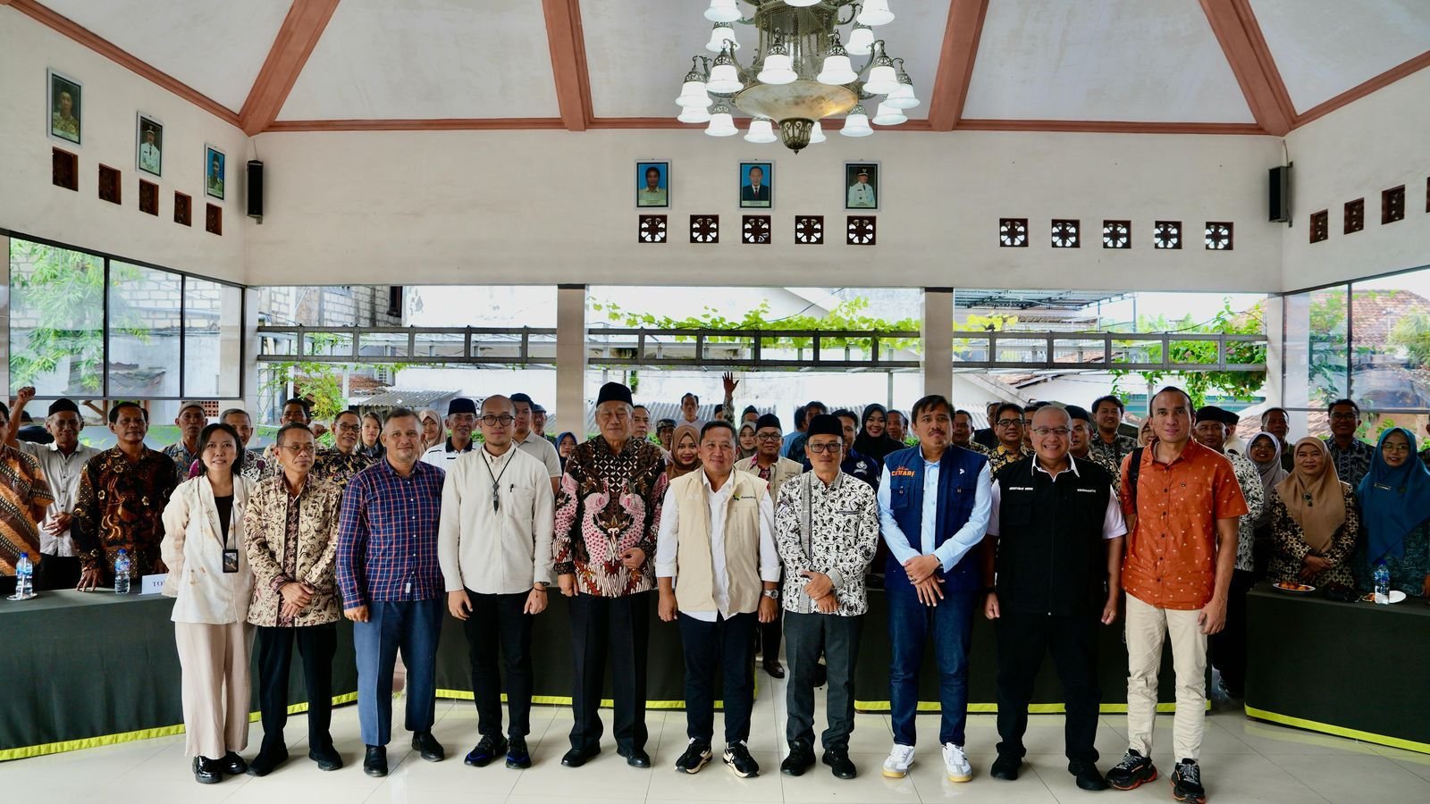 Seskemenkop Sebut Desa Rengel Tuban Bisa Jadi Contoh Dalam Pembentukan Koperasi Desa/Kelurahan Merah Putih 2 IMG 20250418 WA0121