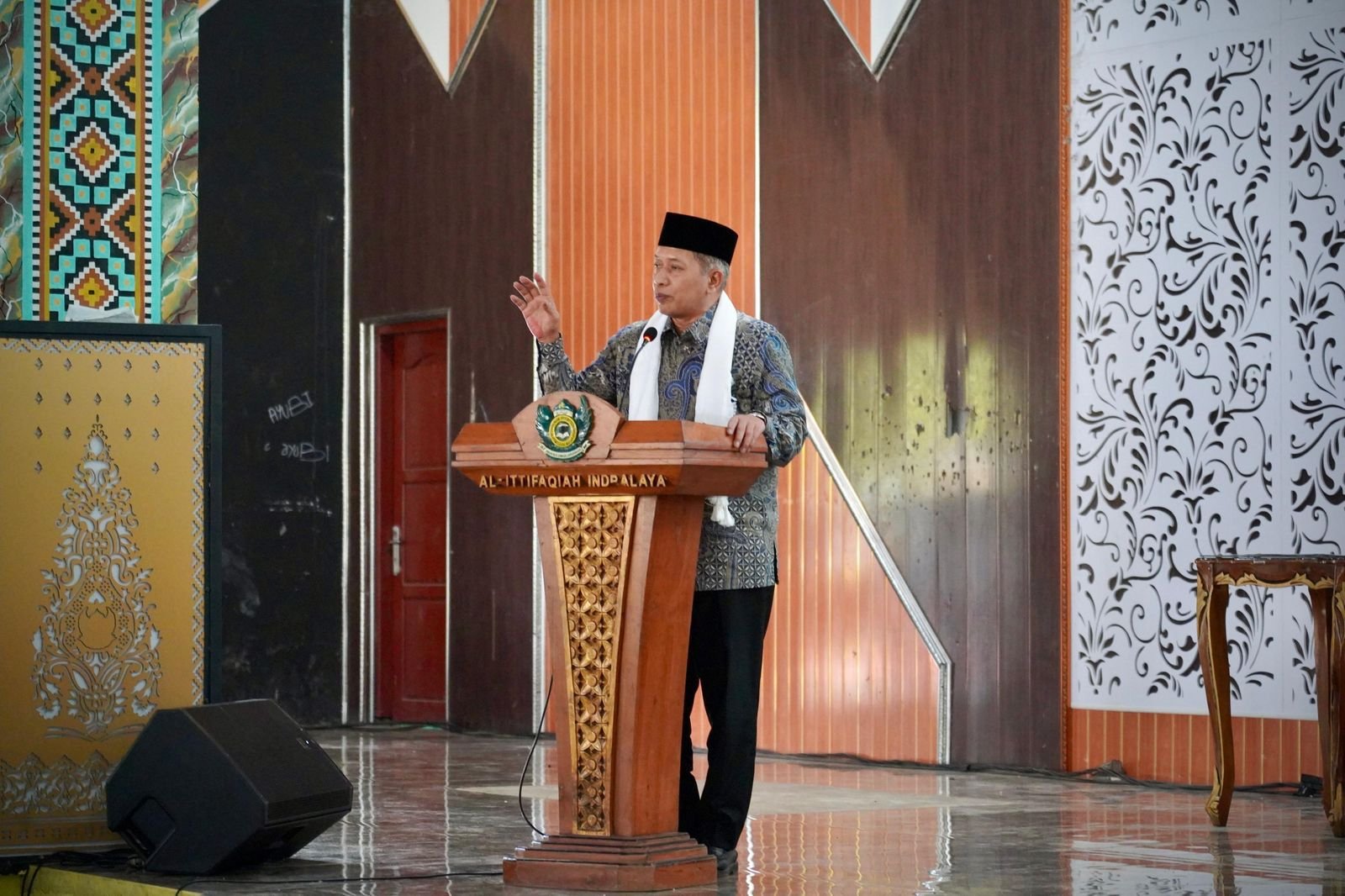 Kemenkop Dukung Pengembangan Ekonomi Umat di Pesantren Melalui Percepatan Pembentukan Kopdeskel Merah Putih 1 pul 14