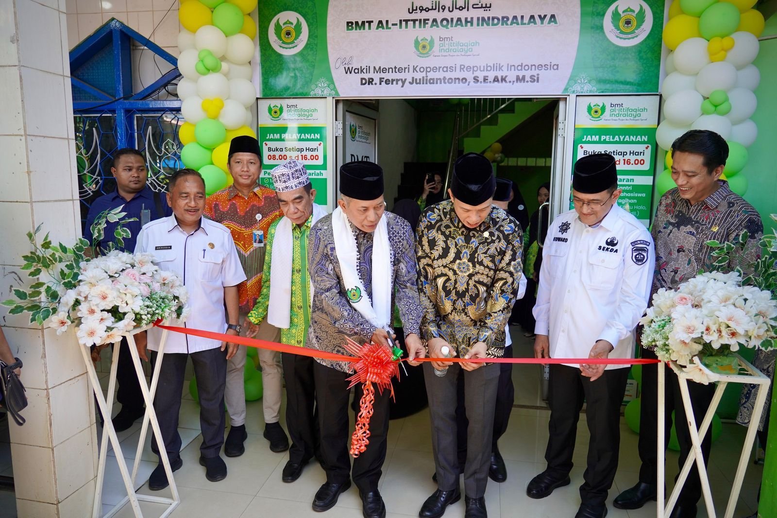 Kemenkop Dukung Pengembangan Ekonomi Umat di Pesantren Melalui Percepatan Pembentukan Kopdeskel Merah Putih 3 pul 16
