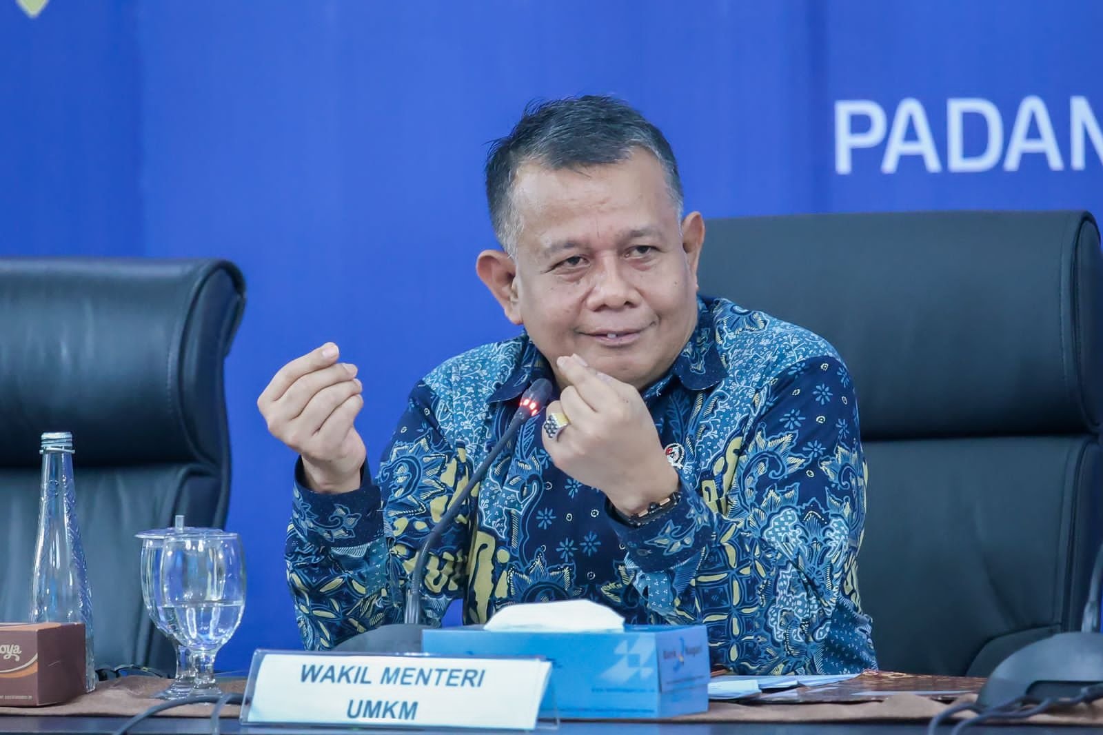 pul 196