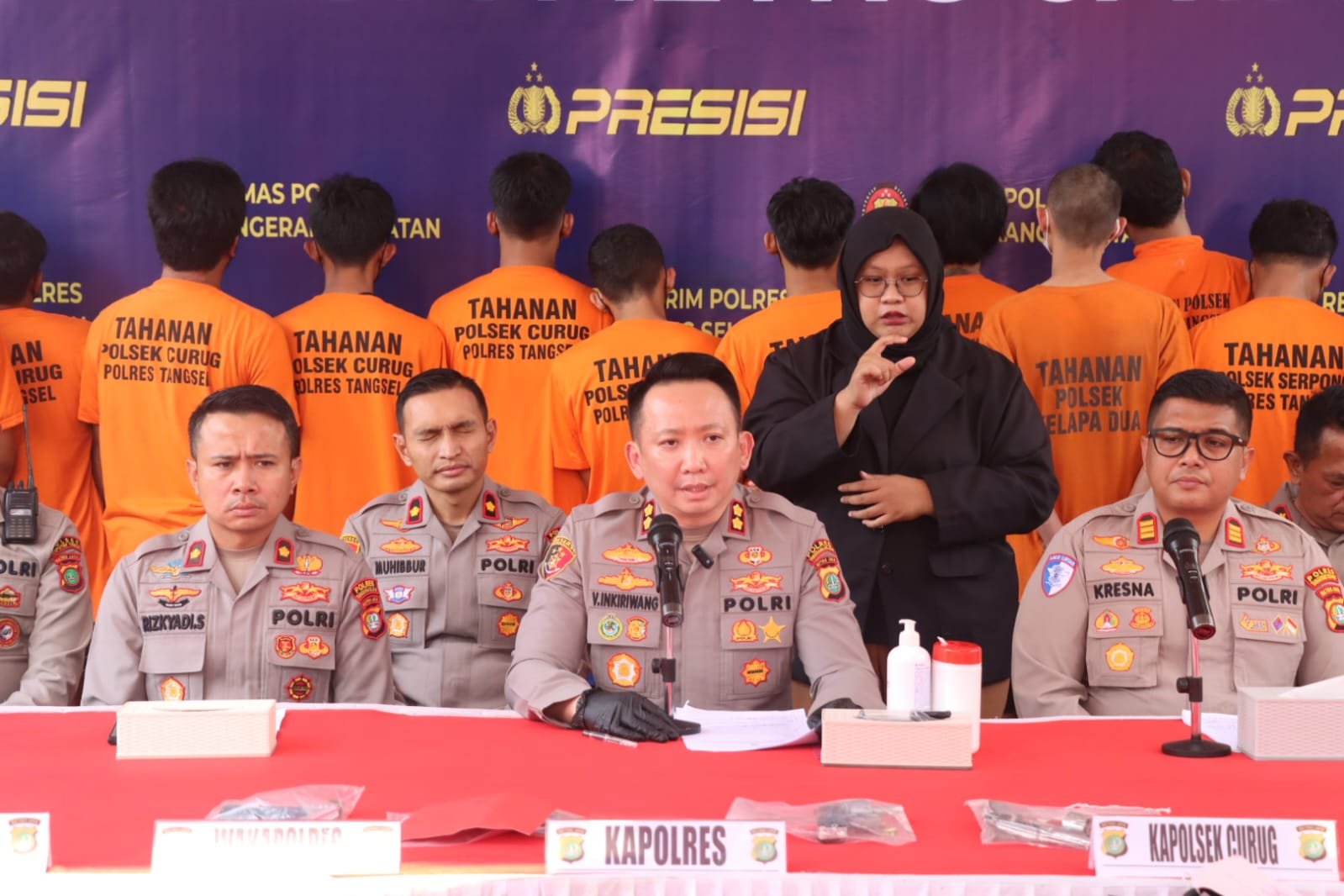pul 225