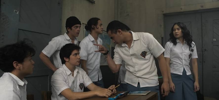 Final Trailer Film “Pengepungan di Bukit Duri” Menunjukkan Situasi Indonesia Yang Sedang Tidak Baik-baik Saja 1 pul 38