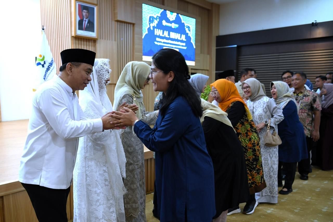 Menkop: Kopdes Merah Putih Memperkuat Daya Tahan Ekonomi Nasional di Tengah Dinamika Global 2 pul 54