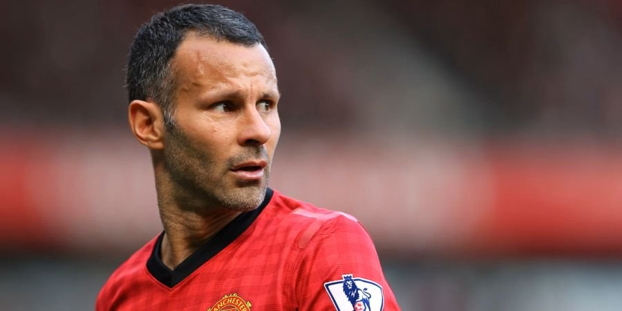 Graeme Souness Sebut David Beckham Bukan Pemain Kelas Dunia, Puji Ryan Giggs dan Paul Scholes 2 pul 116