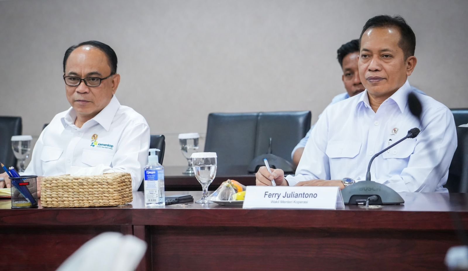 Menkop Gandeng KPK Untuk Jaga Kredibilitas, Integritas dan Akuntabilitas Kopdes/Kel Merah Putih 2 pul 125