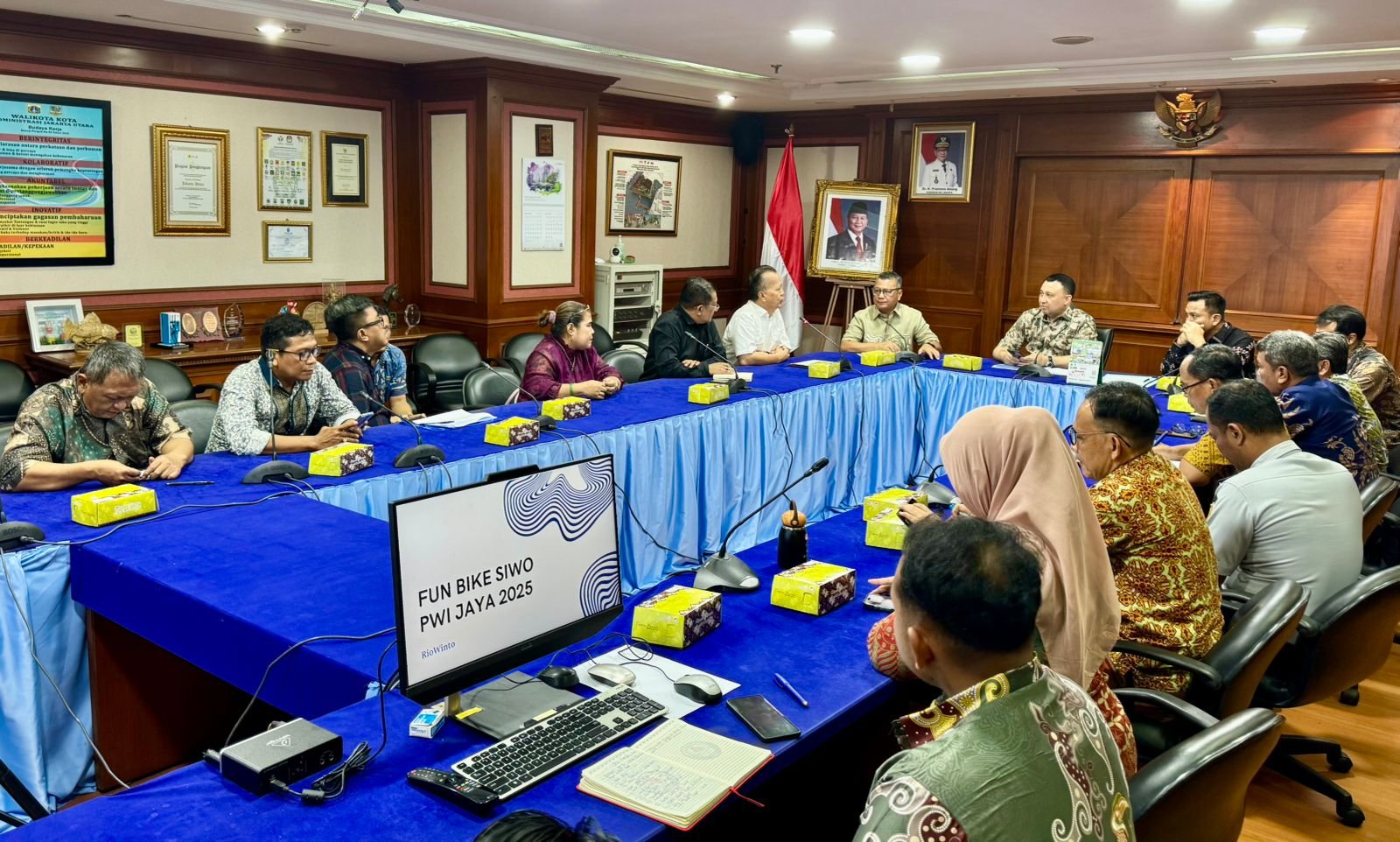 Wali Kota Jakpus dan Jakut Siap Meriahkan Fun Bike Siwo PWI Jaya 2025, Hadiah Utama Motor Listrik 2 pul 187