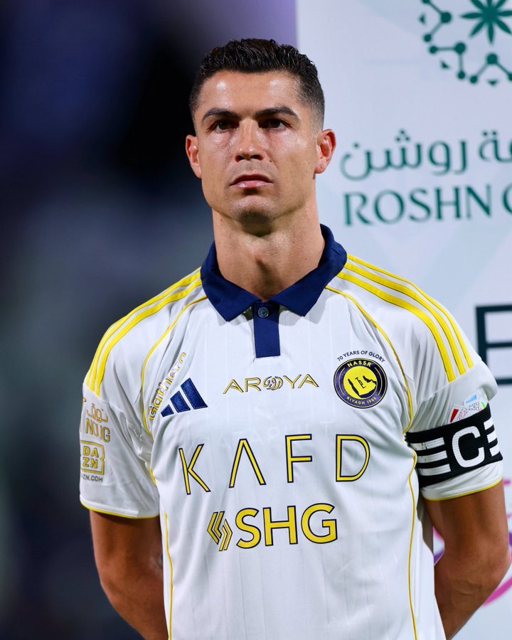 Cristiano Ronaldo Dapat Dua Tawaran Kontrak Serius, Masa Depan di Al-Nassr Masih 'Abu-abu' 2 pul 269