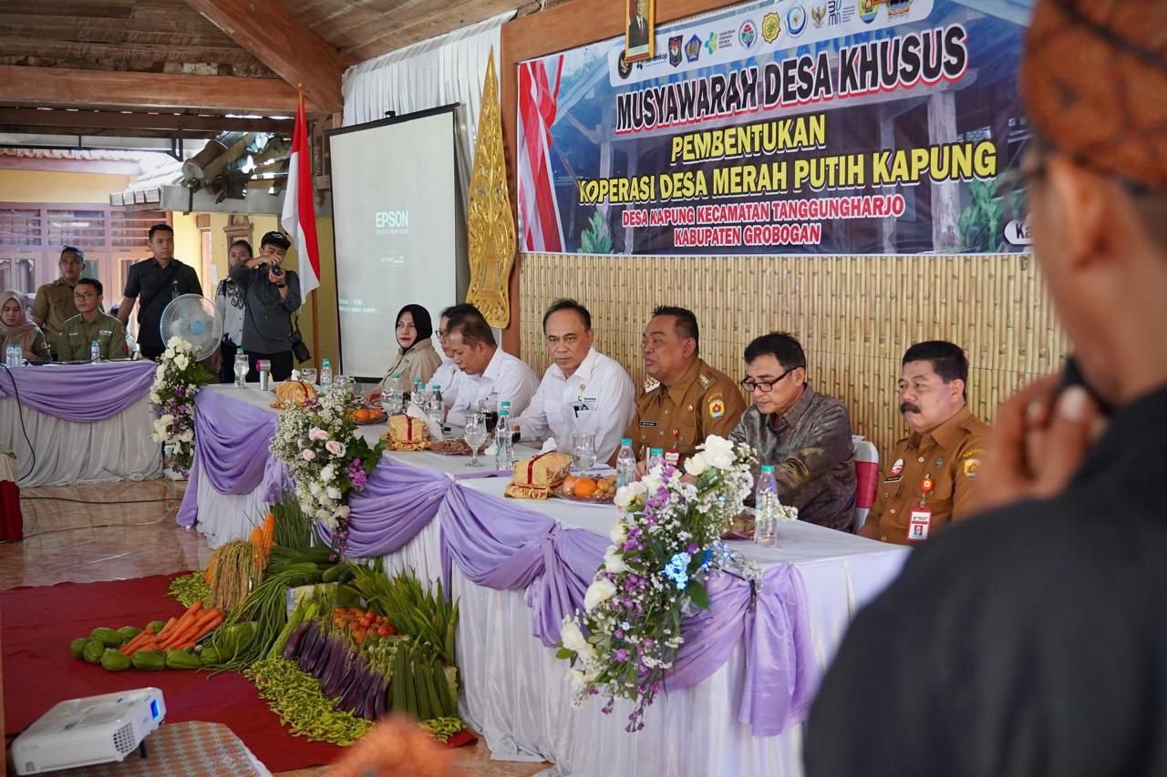 Menkop Genjot Pembentukan Koperasi Desa/Kelurahan Merah Putih di Jawa Tengah Sebagai Arus Utama Baru Ekonomi Pedesaan 1 pul 52