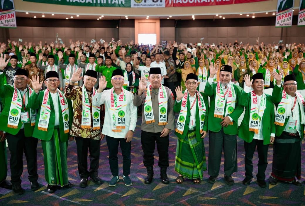 Zulkifli Hasan Apresiasi Peran Kapolri Listyo Sigit dalam Dukung Swasembada Pangan Presiden Prabowo 1 pul 54