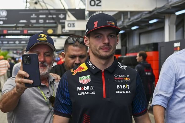 Red Bull Punya Pembalap Pengganti Max Verstappen Jika Kena Sanksi Larangan Balapan 1 pul 103