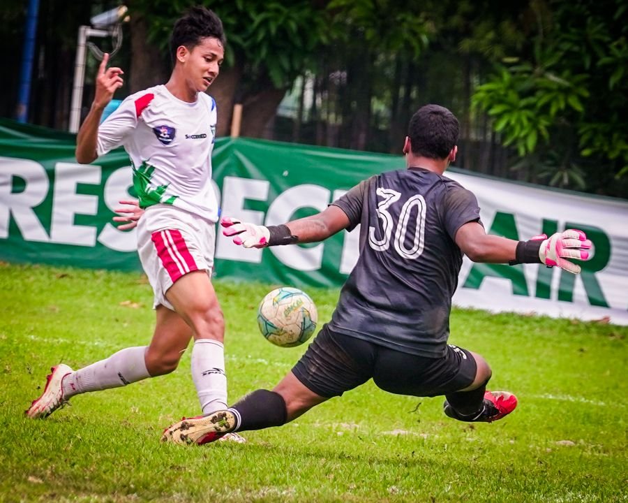 SoccerED Berhasil Hentikan Rekor Tak Terkalahkan PSF FA di Liga Jakarta U17 Piala Gubernur 2025 2 pul 14