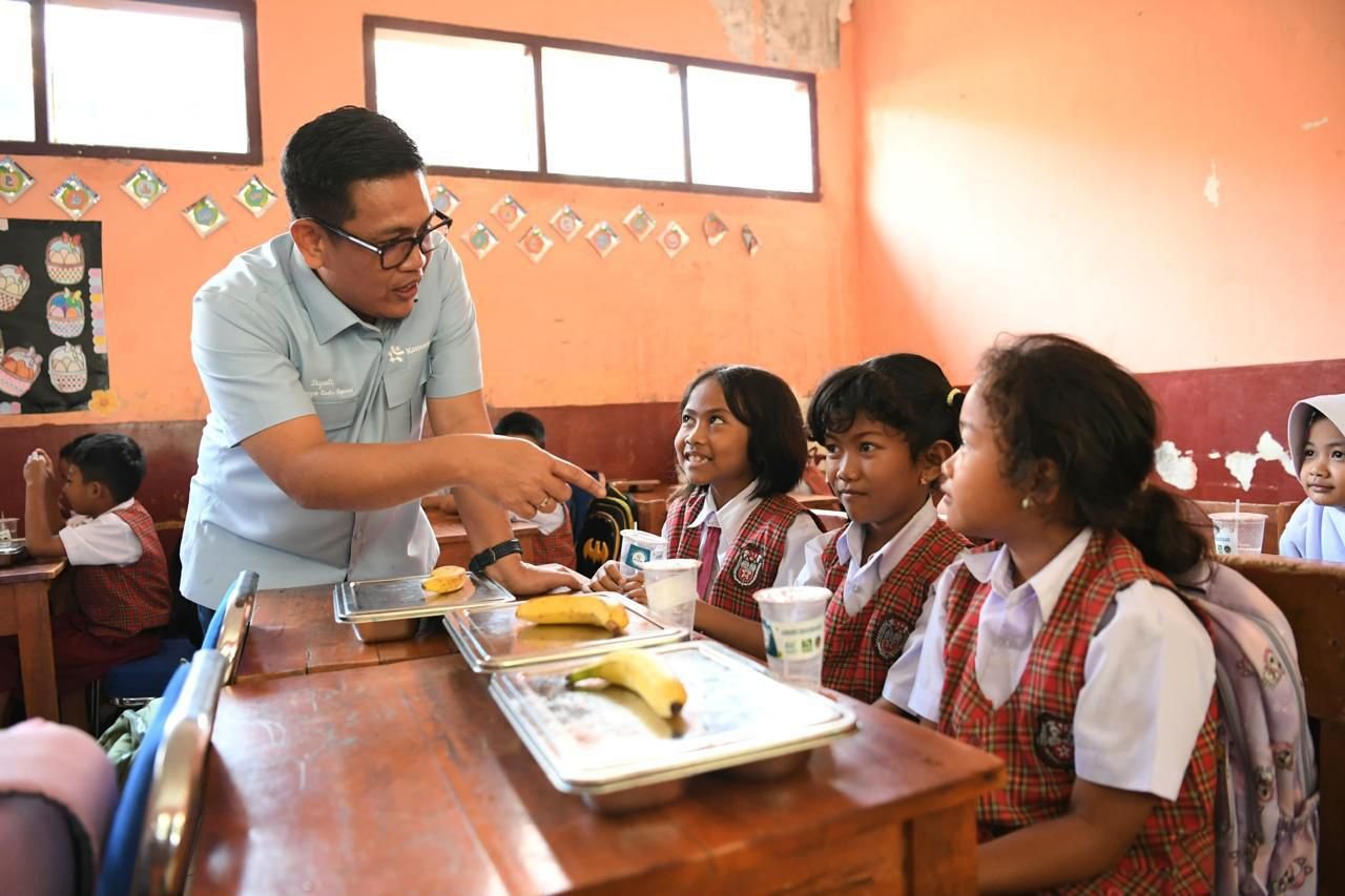 Asyiiik, Kemenkop Salurkan Susu Pasteurisasi Fase Dua Guna Penuhi Gizi Program Makan Bergizi Gratis 1 pul 243