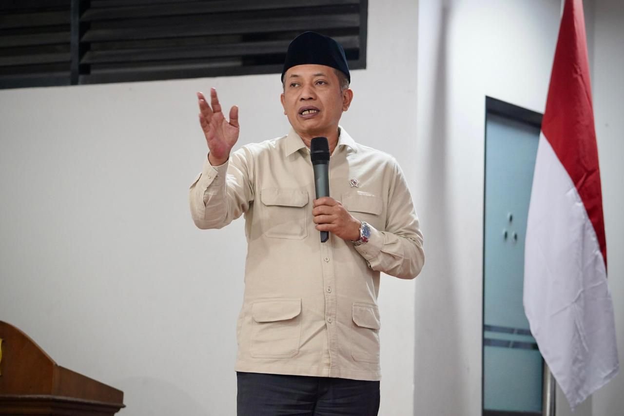 Ferry Juliantono: Program Kopdes/ Kel Merah Putih Wujud Komitmen Pemerintah Wujudkan Ekonomi Kerakyatan 1 pul 275